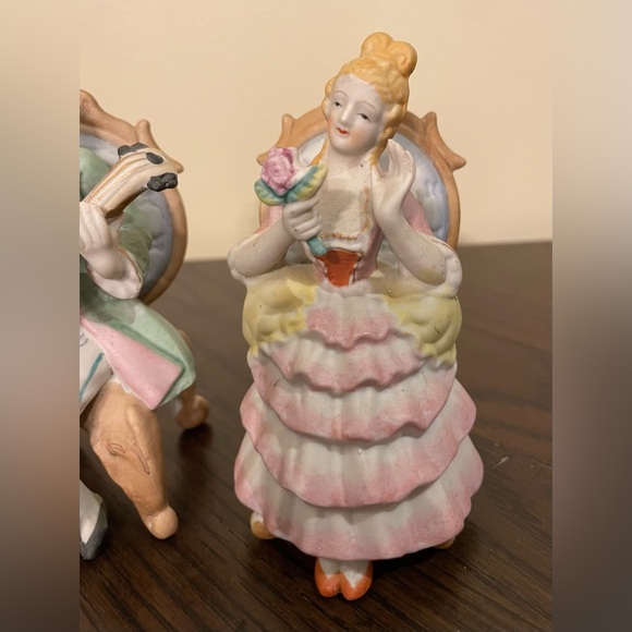 Vintage Andrea S Man with Mandolin & Woman With Flower in Chairs Figurines - Picture 4 of 8